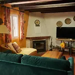 - A Perfect Vacation Chalet Penhas da Saude